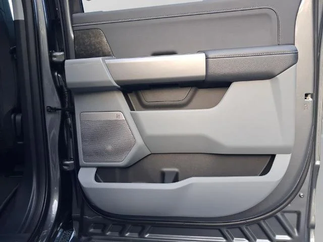 New 2026 Carbonized Gray Metallic Ford F-250® XLT image 29
