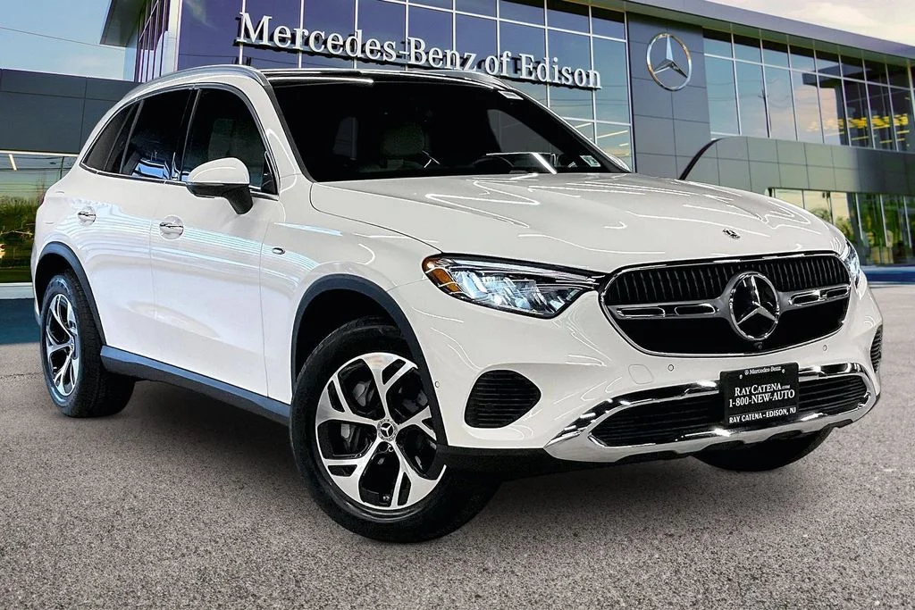 2025 Mercedes-Benz GLC