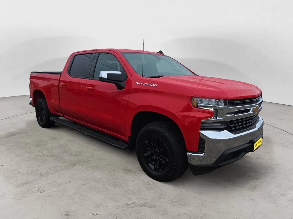 Used 2022 Red Hot Chevrolet LT image 3