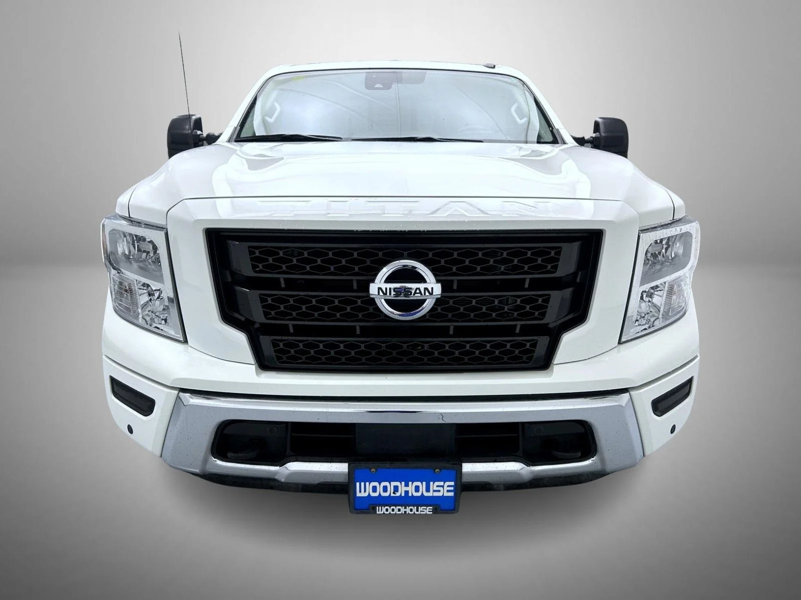 Used 2021 White Nissan SV image 2