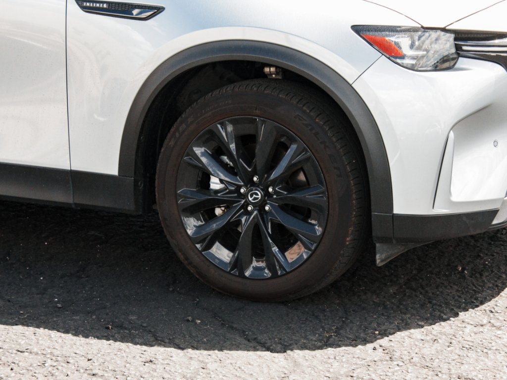 Used 2025 Silver Mazda Premium Sport image 4