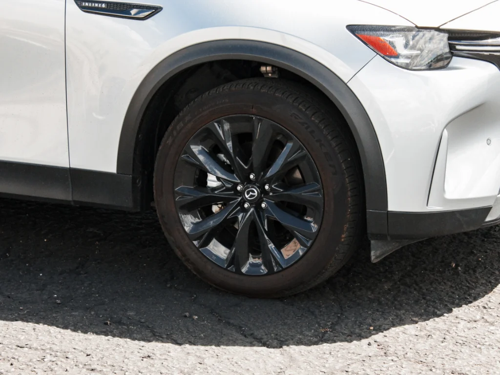 Used 2025 Silver Mazda Premium Sport image 4