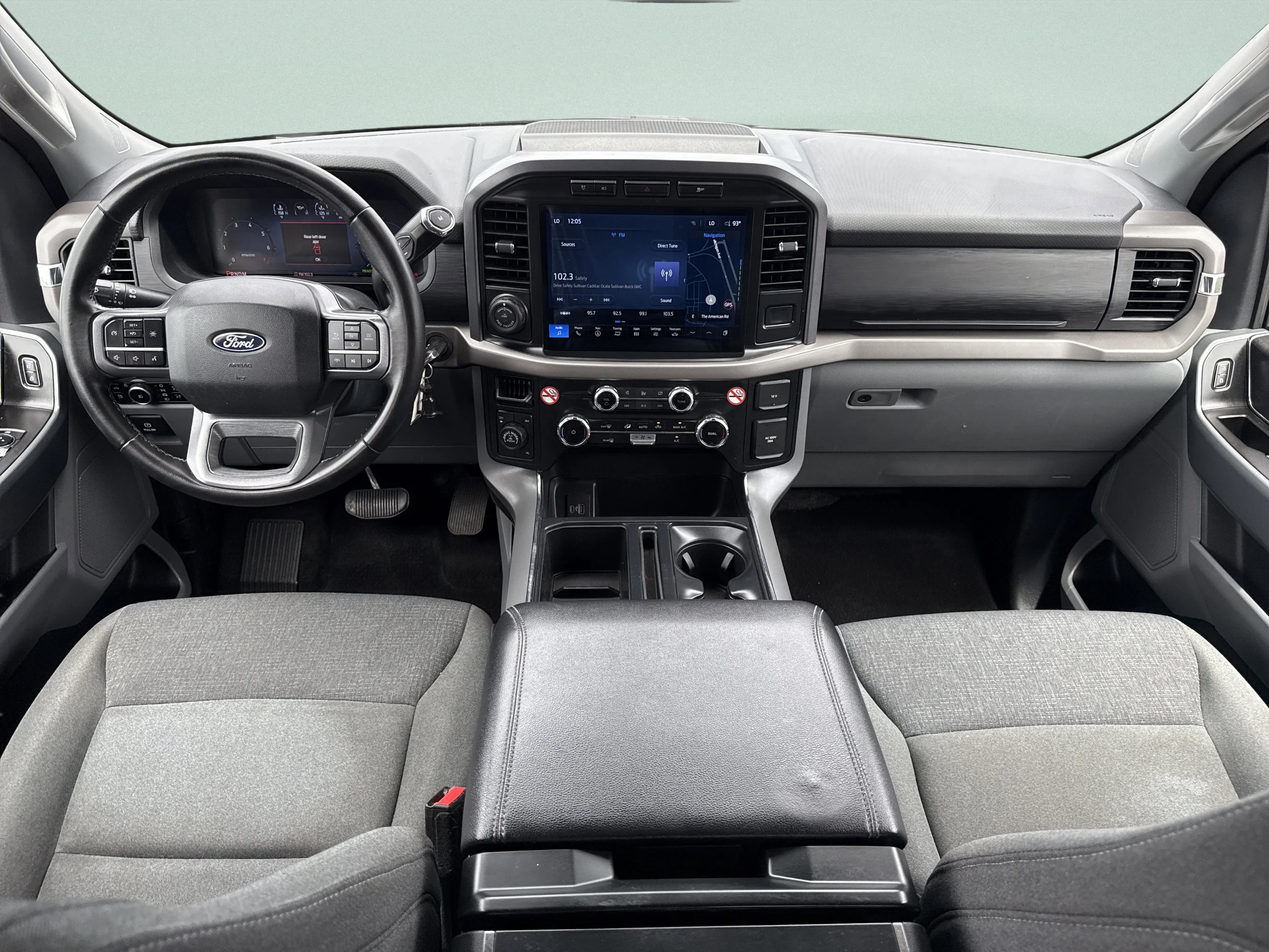 Used 2024 Atlas Blue Metallic Ford XLT image 19