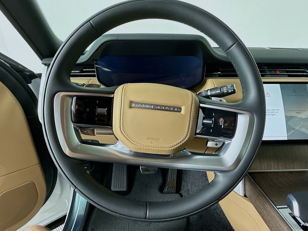 New 2026 Fuji White LAND ROVER SE image 12