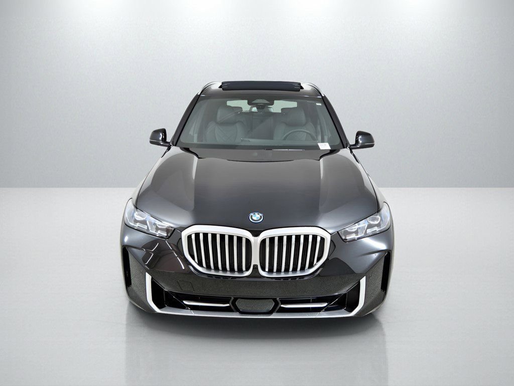 Used 2026 Black Sapphire Metallic BMW xDrive50e image 17