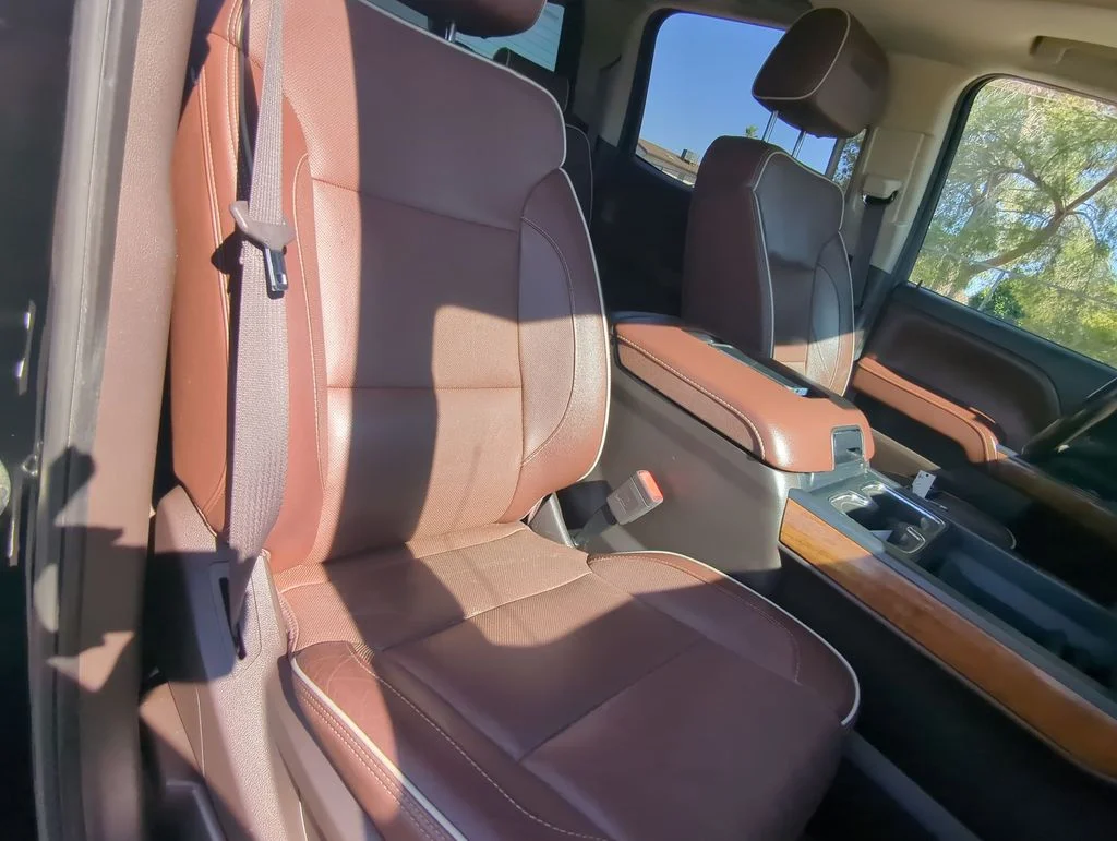 Used 2016 Black Chevrolet High Country image 23