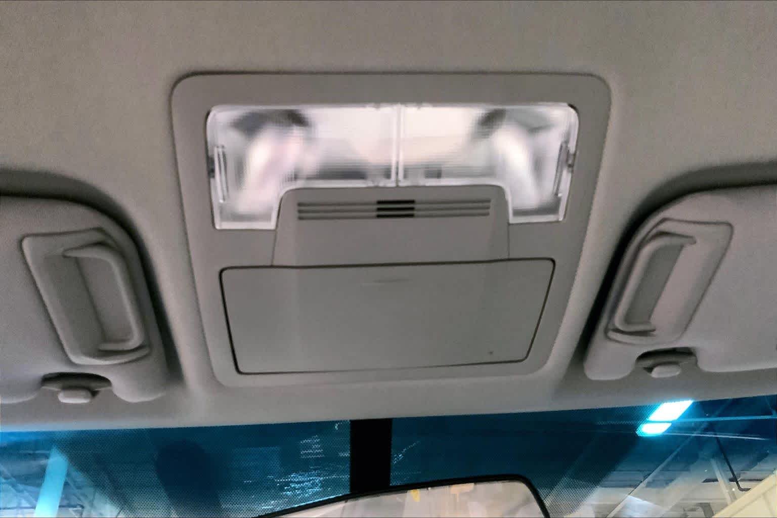 Used 2014 Classic Silver Metallic Toyota LE image 34