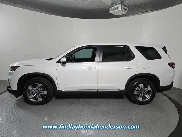 Certified Used 2025 Platinum White Pearl Honda EX-L image 37