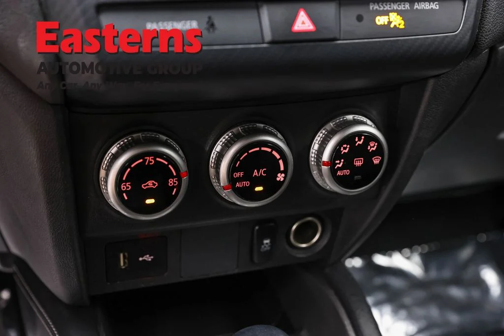 Used 2023 Red Mitsubishi 2.0 ES image 19