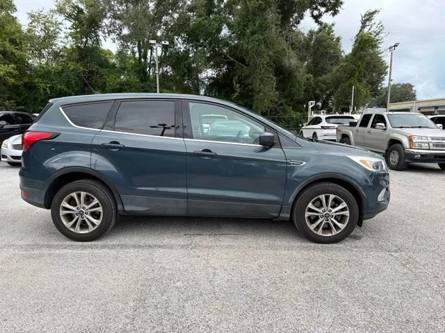 Used 2019 Sea Green Ford SE image 4