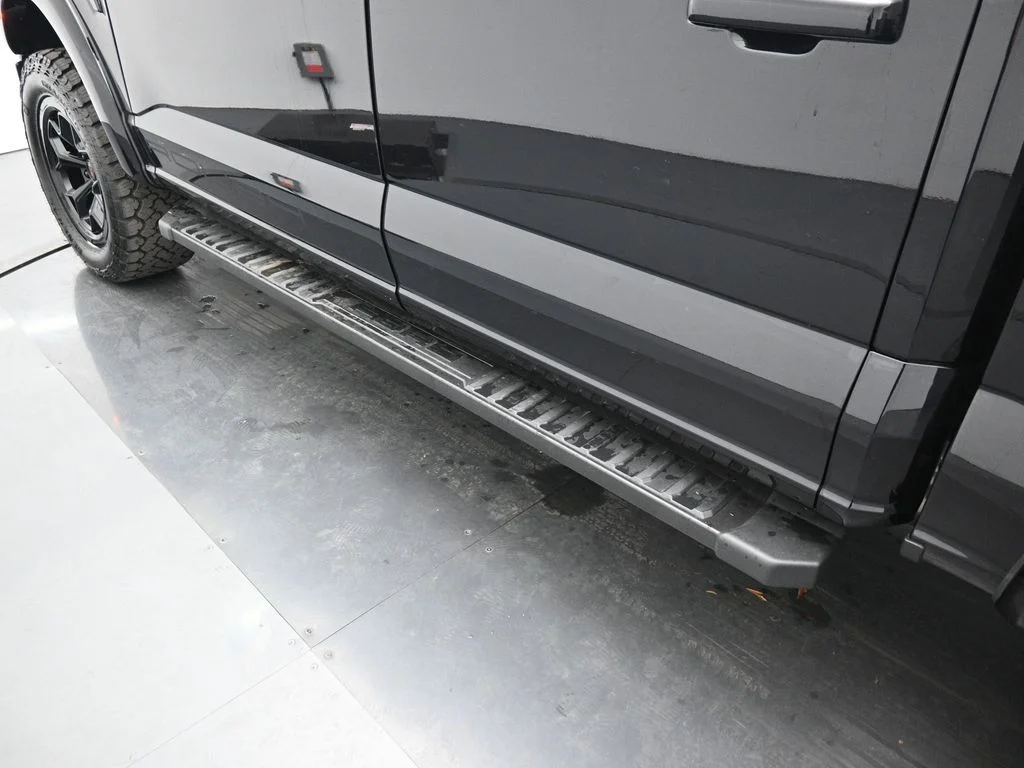 New 2025 Black Ford XLT image 25