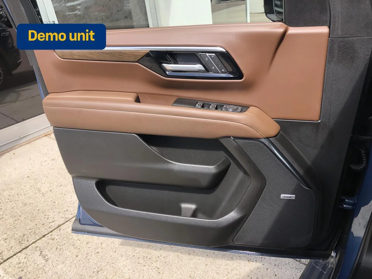 Used 2026 Blue Chevrolet 4wd 4dr High Country image 20