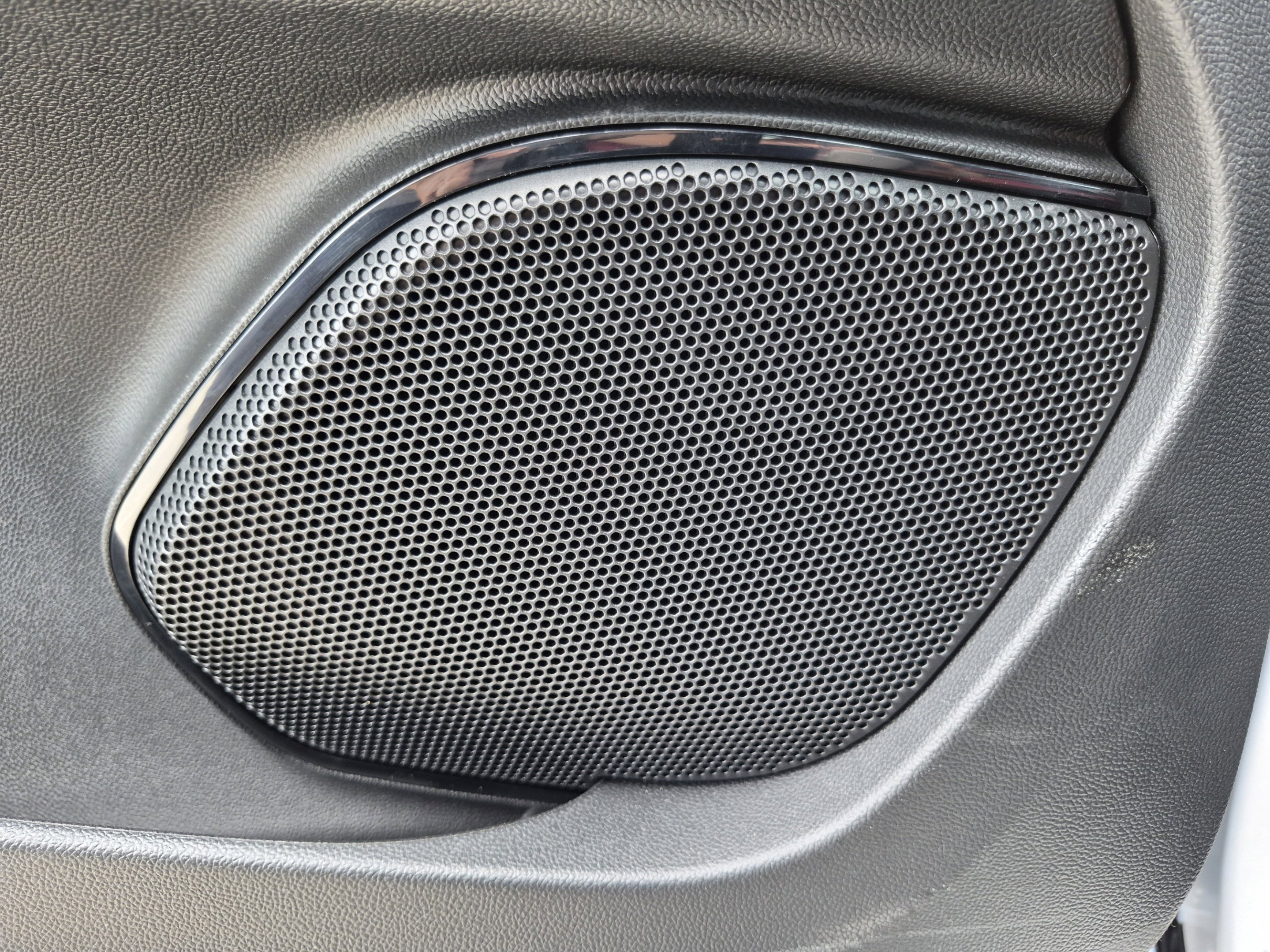 New 2026 Moonlight Gray Metallic Alfa Romeo  image 16