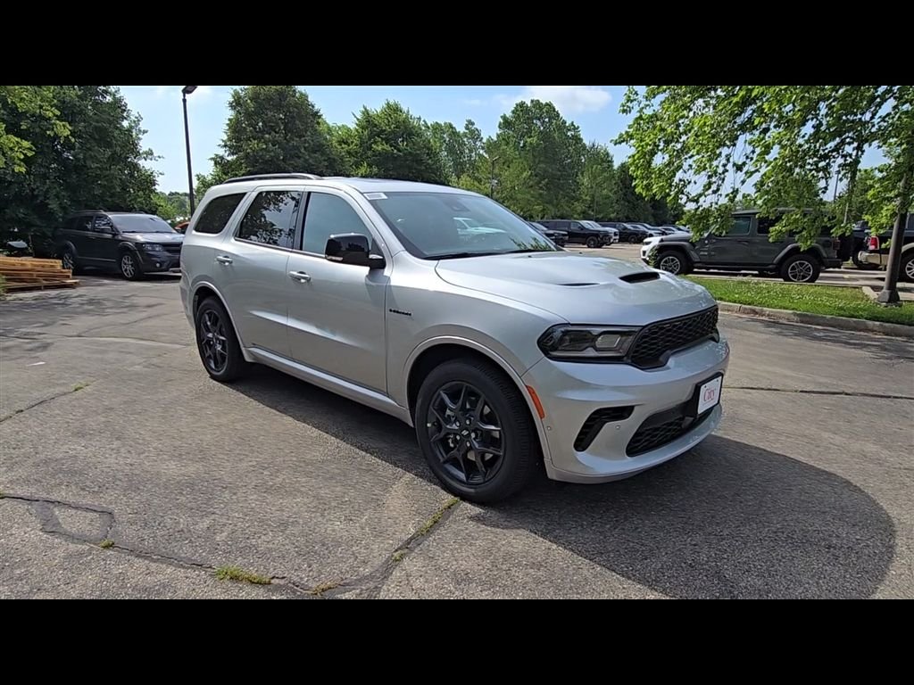 New 2026 Triple Nickel Exterior Paint Dodge GT Plus HEMI V8 image 2