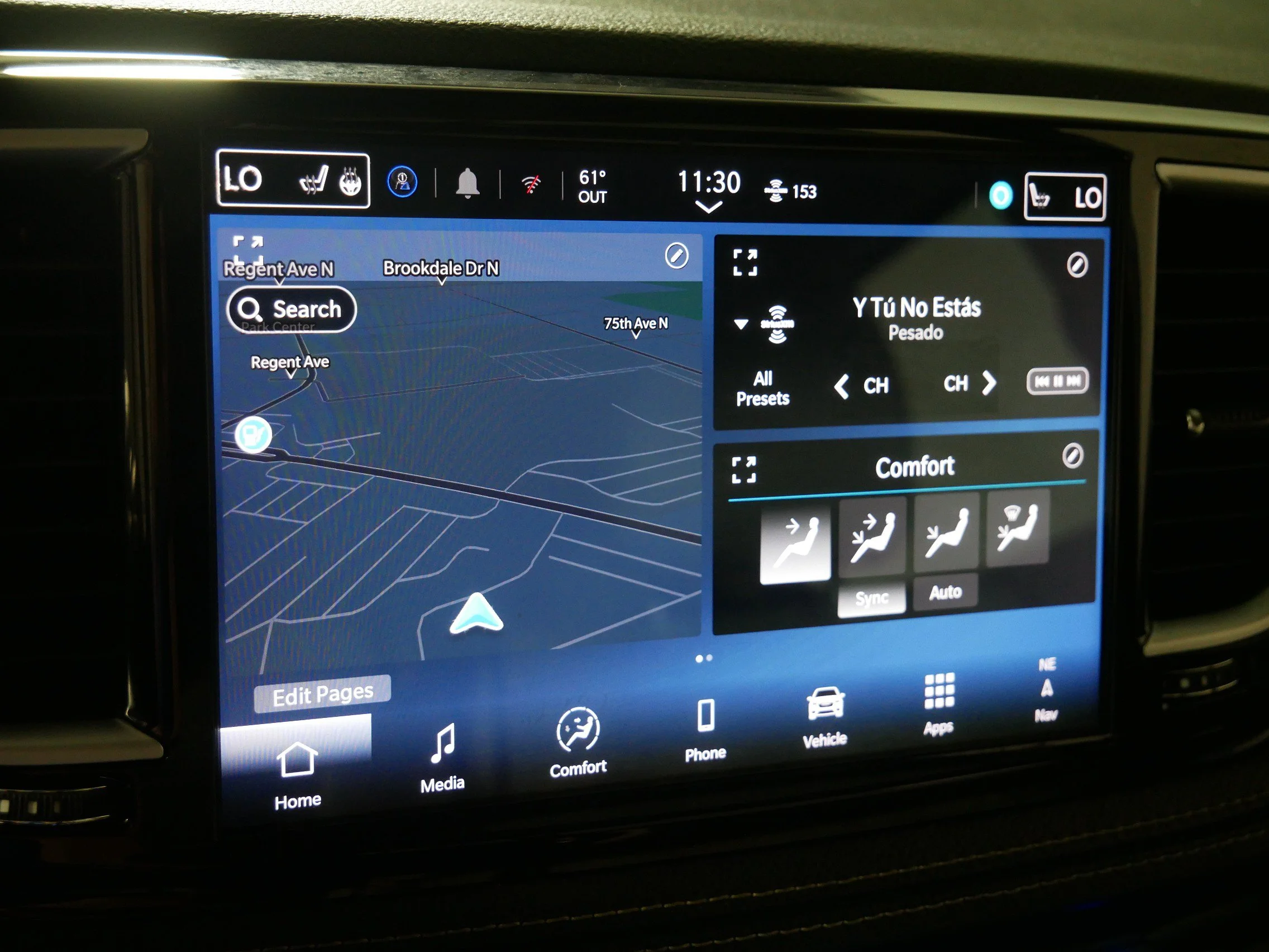 Used 2021 Fathom Blue Pearlcoat Chrysler Limited image 29