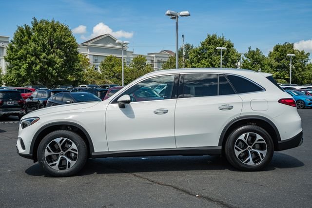 Certified Used 2025 Polar White Mercedes-Benz GLC 350e image 4