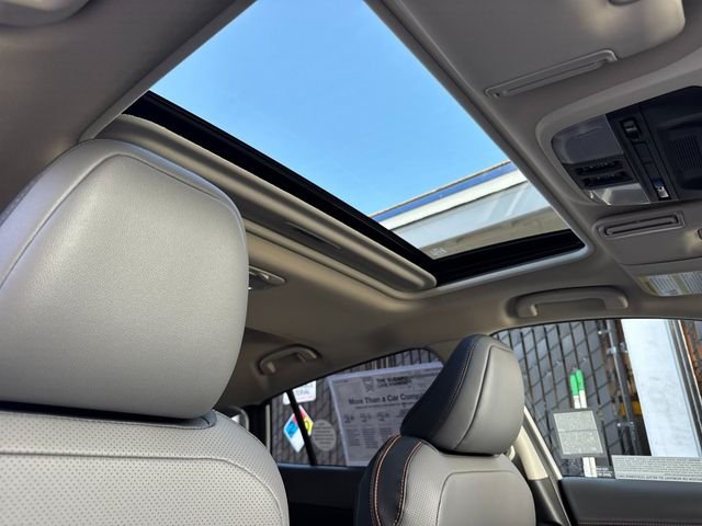 New 2026 CRYSTAL WHITE PEARL Subaru Limited Hybrid image 21