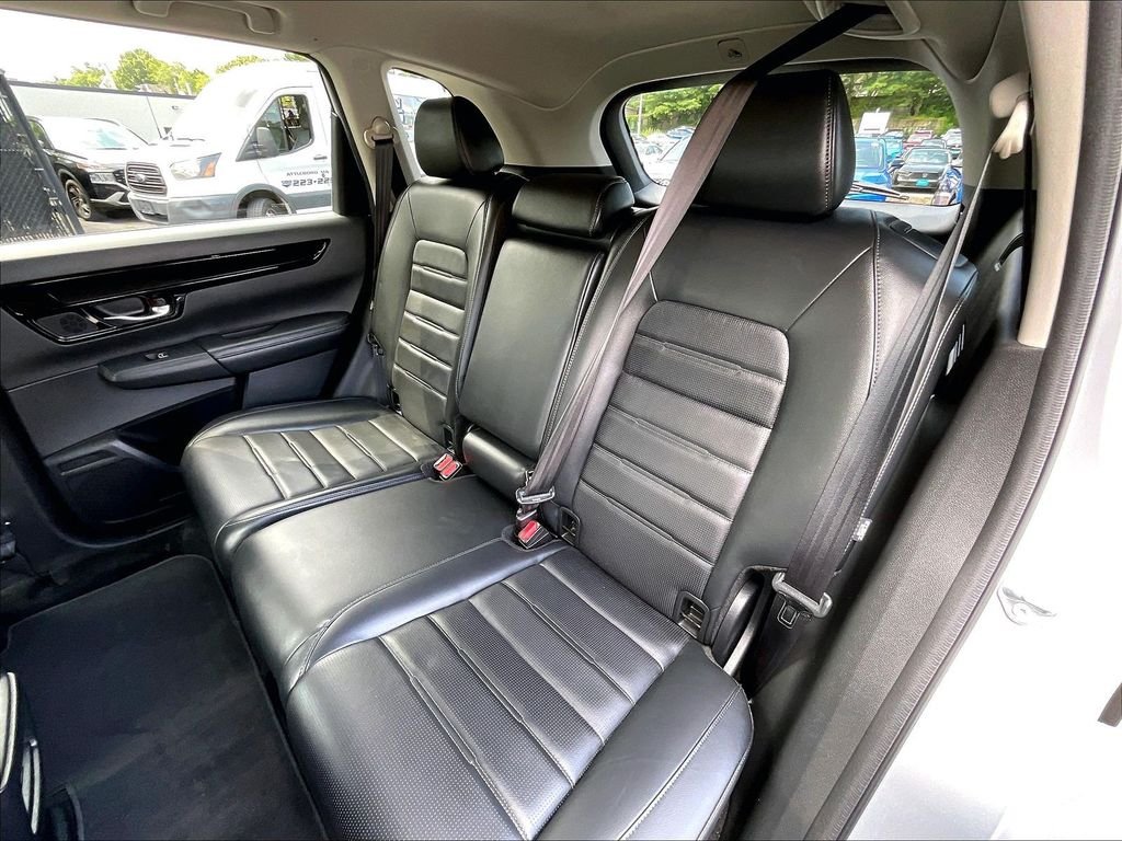 Used 2024 Silver Honda EX-L image 15