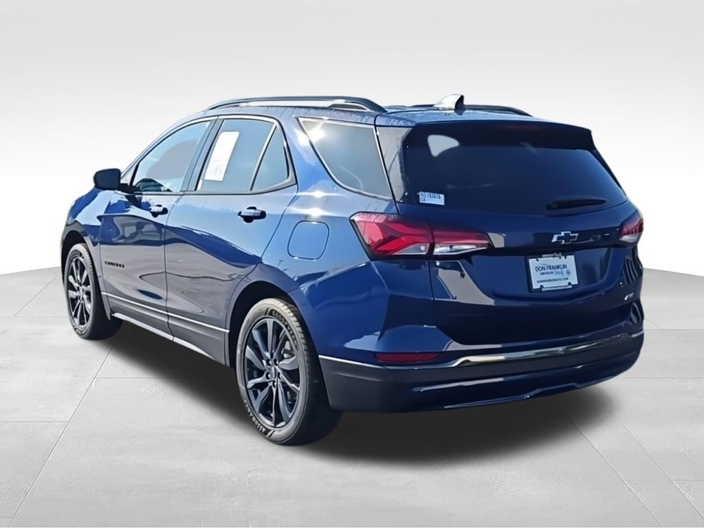 Used 2022 Blue Chevrolet RS image 7