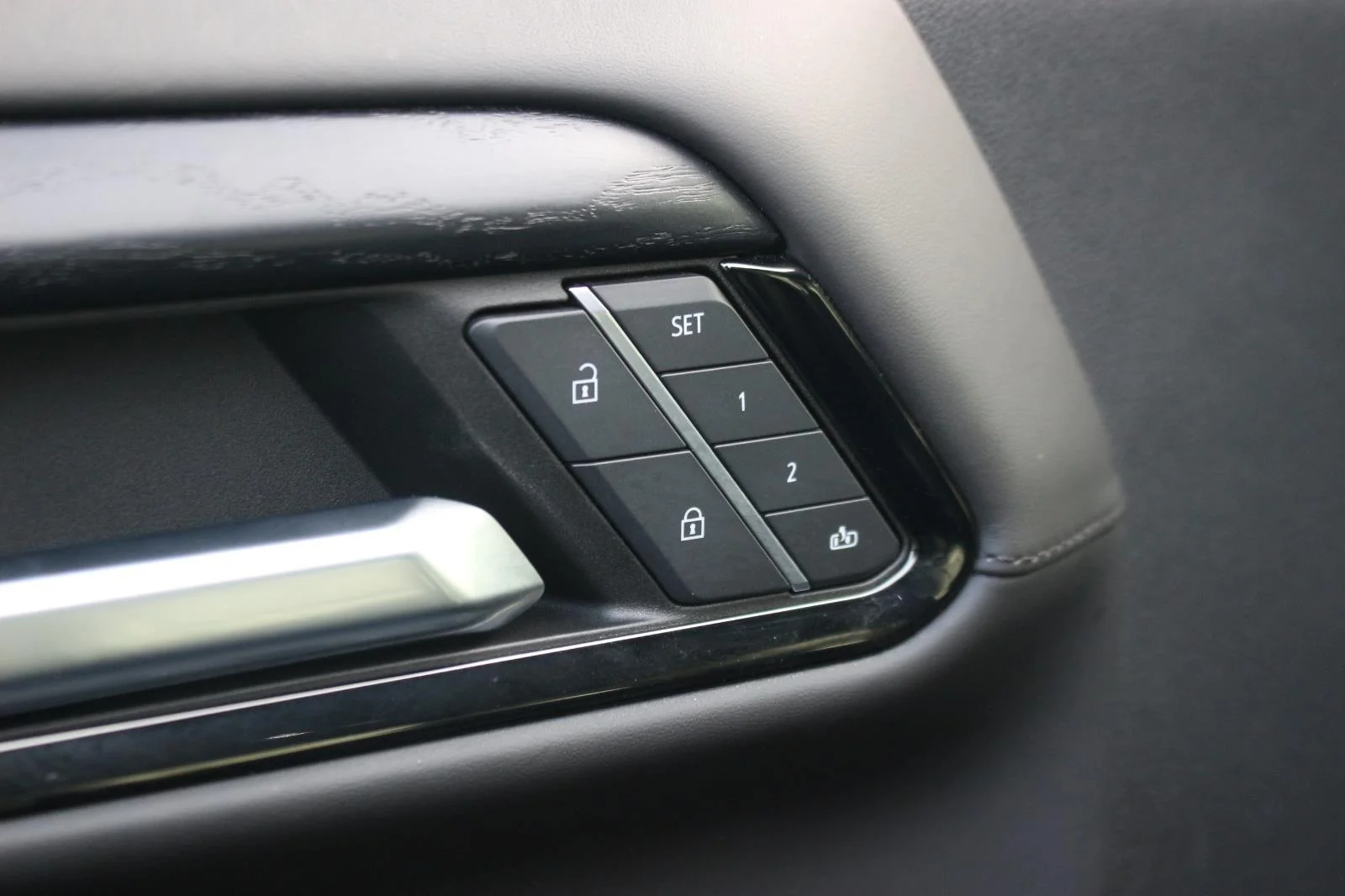 Used 2024 Titanium Rush Metallic GMC AT4X image 14