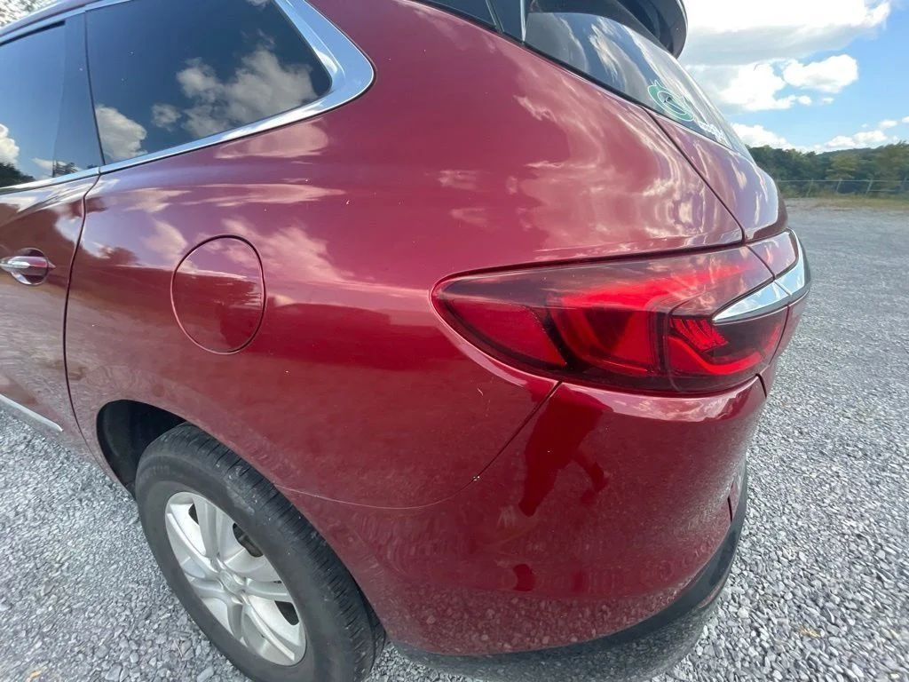 Used 2019 Red Buick Essence image 16