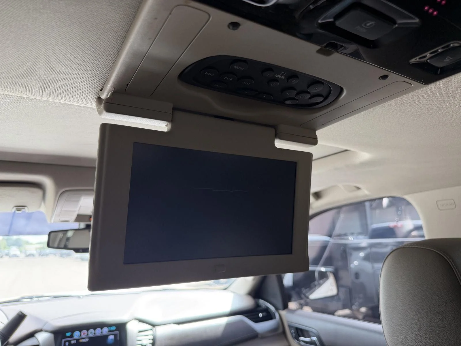 Used 2020 Summit White Chevrolet LT image 10