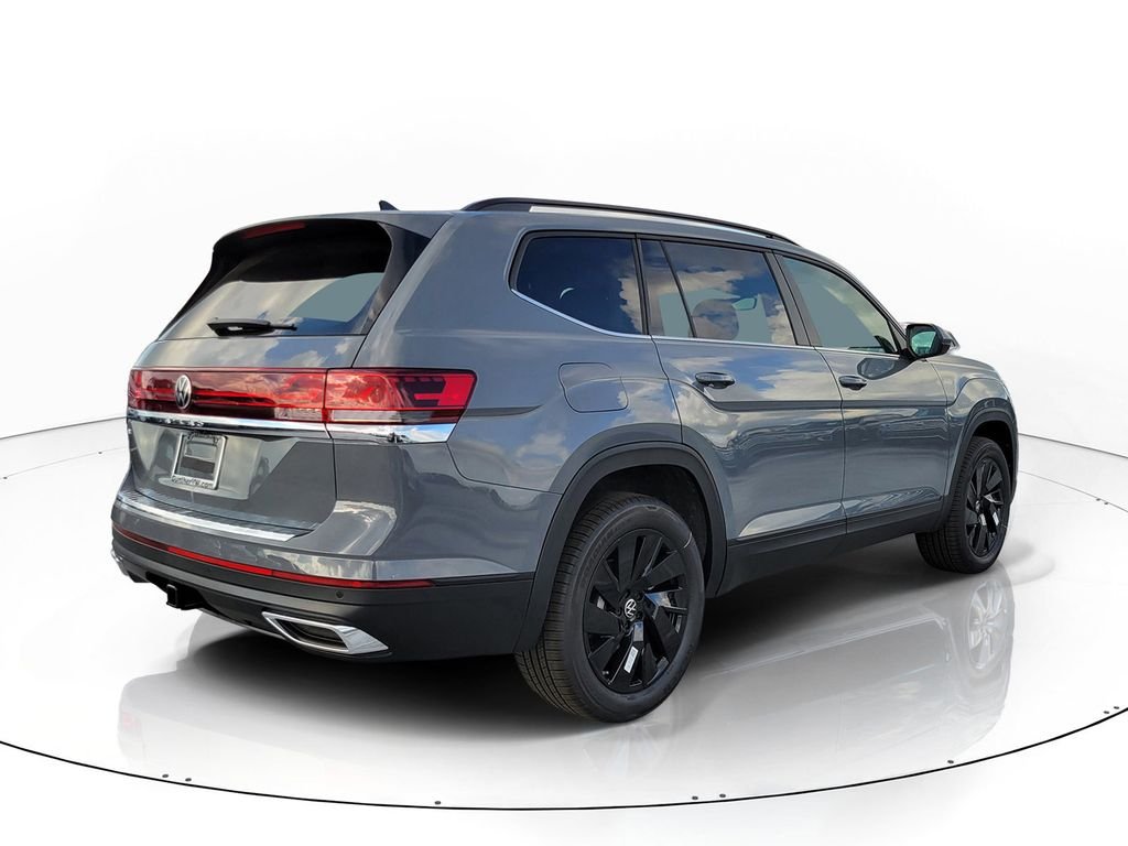 New 2026 Gray Volkswagen 2.0T SE w/Technology image 4