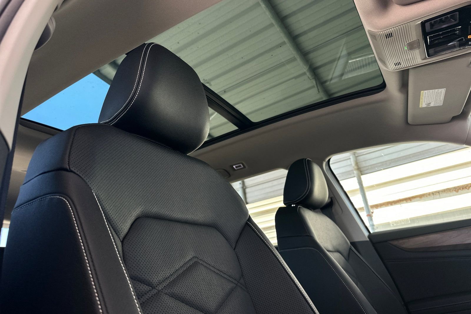 New 2026  Volkswagen SE w/Technology image 18
