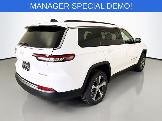 New 2026 Bright White Clear-Coat Exterior Paint Jeep Limited image 7