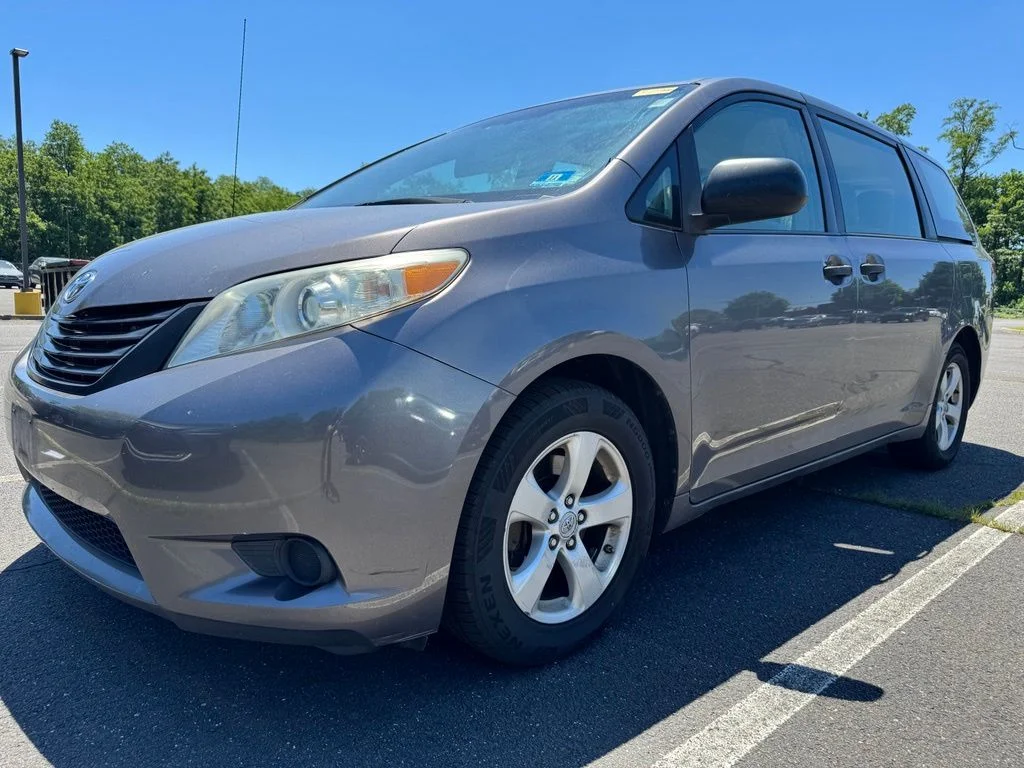 Used 2011 Toyota Sienna Base with VIN 5TDZK3DC2BS008916 for sale in Lawrence Township, NJ