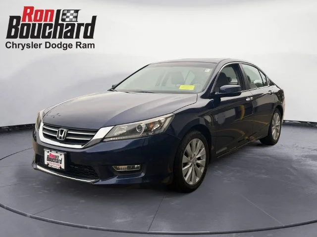 Used 2013 Blue Honda EX image 6