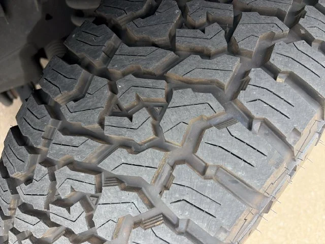 Used 2017 Gray Ford XLT image 38