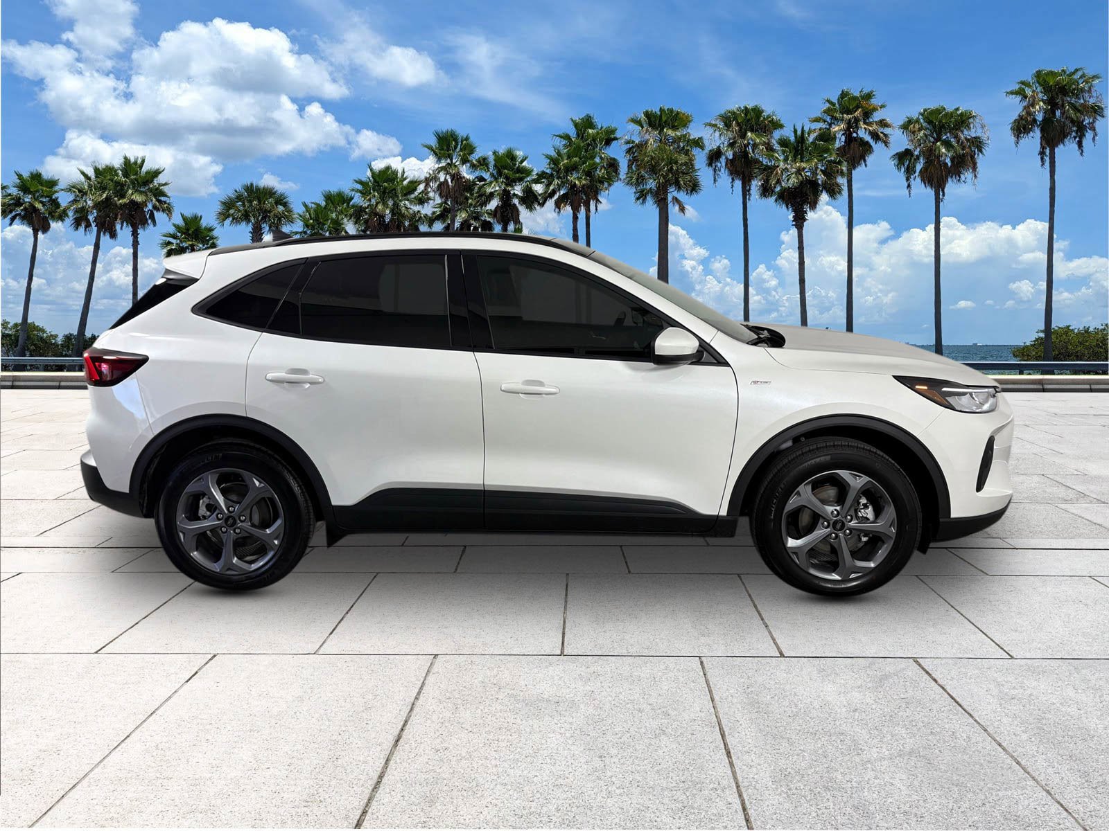 2025 Ford Escape ST-Line Select - Photo 9