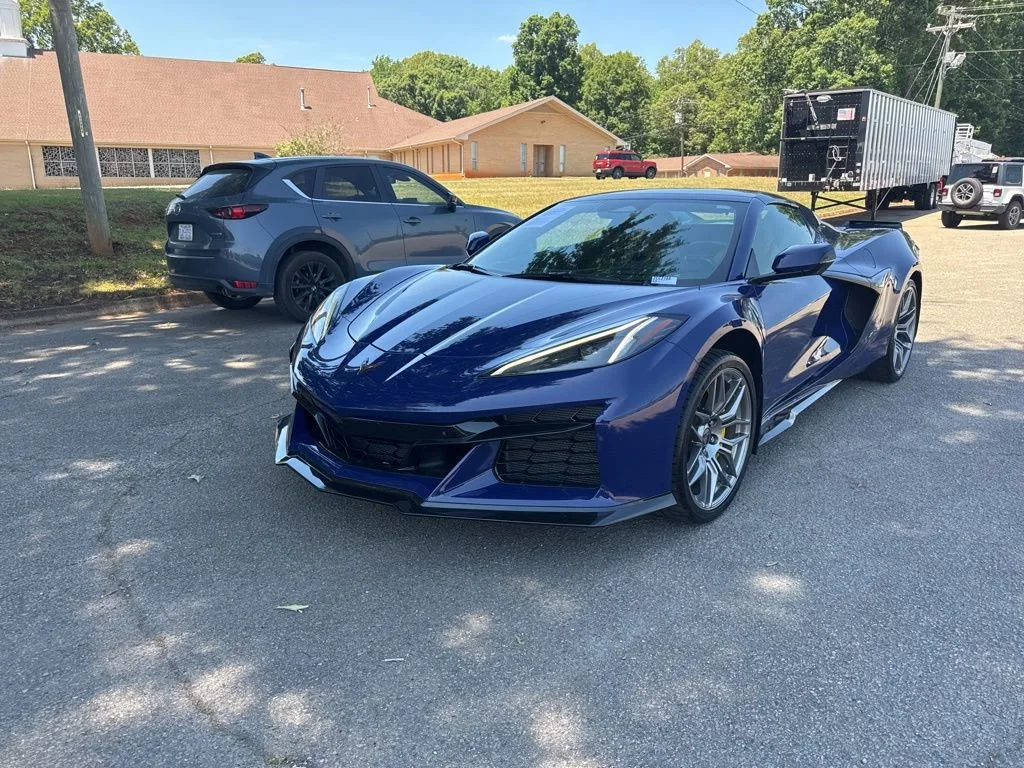 Hysteria Purple Metallic 2025 Chevrolet Corvette Z06 3LZ Convertible RWD Convertible Rear-Wheel Drive