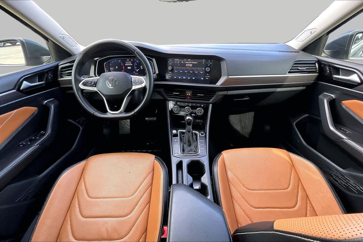 Used 2024 Platinum Gray Metallic Volkswagen SEL image 11