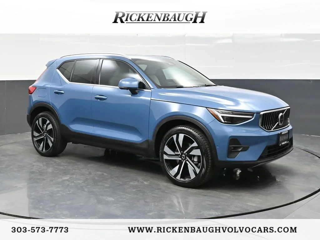 2024 Volvo XC40