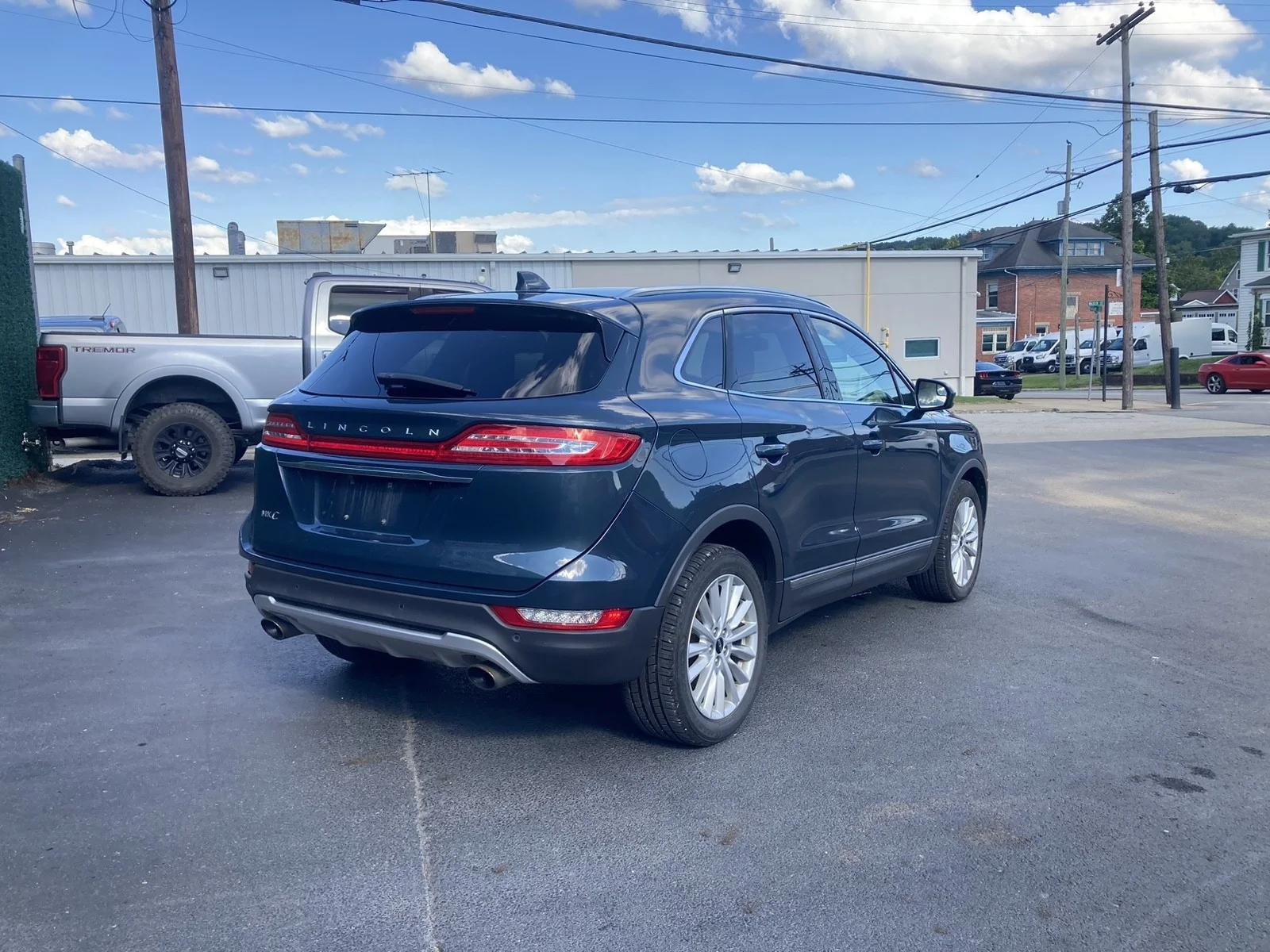 Used 2019  Lincoln Standard image 4