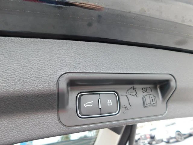 New 2026 Agate Black Metallic Ford Active image 23