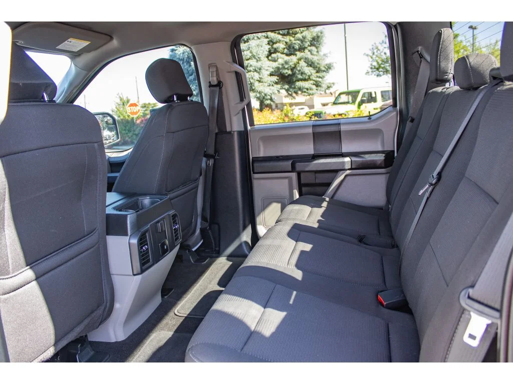 Used 2019 OXFORD WHITE Ford XL image 17
