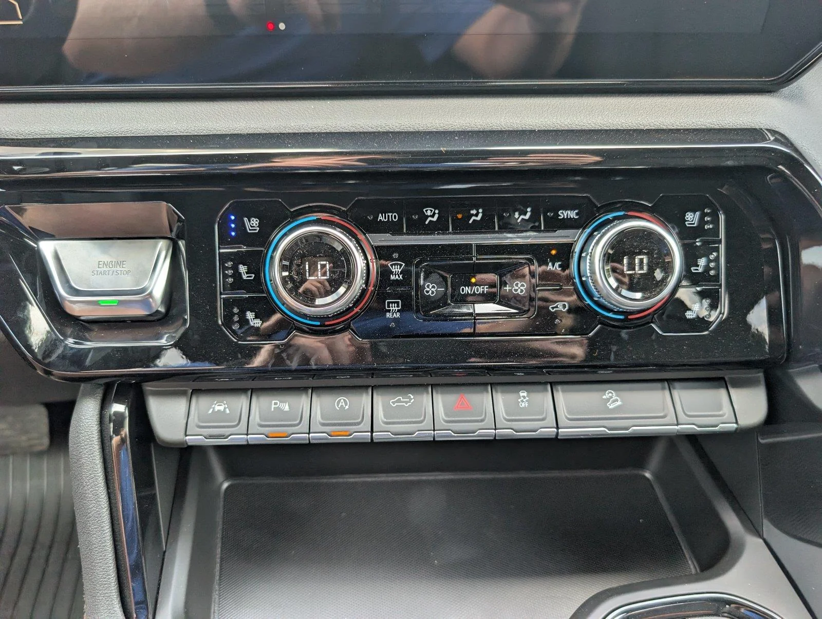 2026 GMC Sierra 1500 AT4 - Photo 23