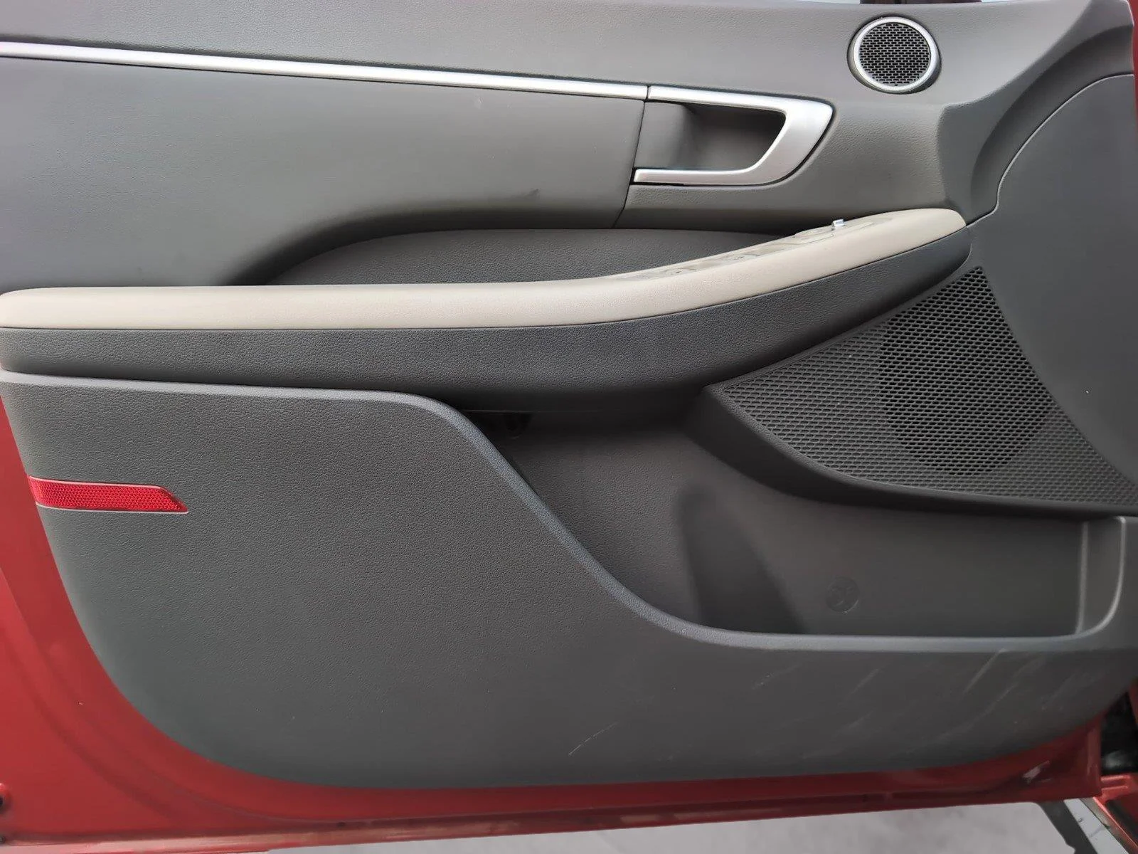 Used 2024 Ultimate red Hyundai SEL image 19