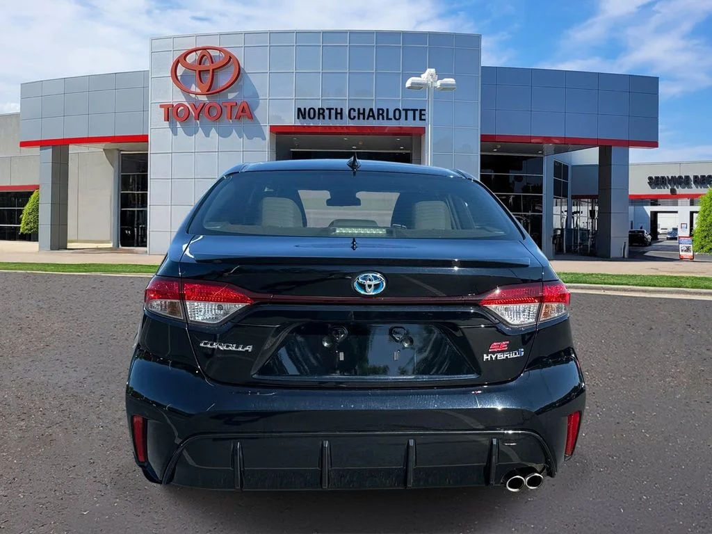 Certified Used 2024  Toyota SE image 7