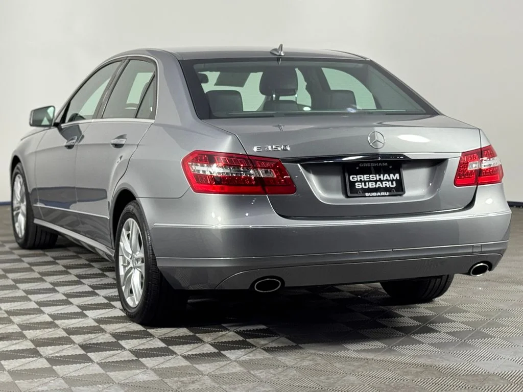 Used 2010 Iridium Silver Metallic Mercedes-Benz E 350 image 4