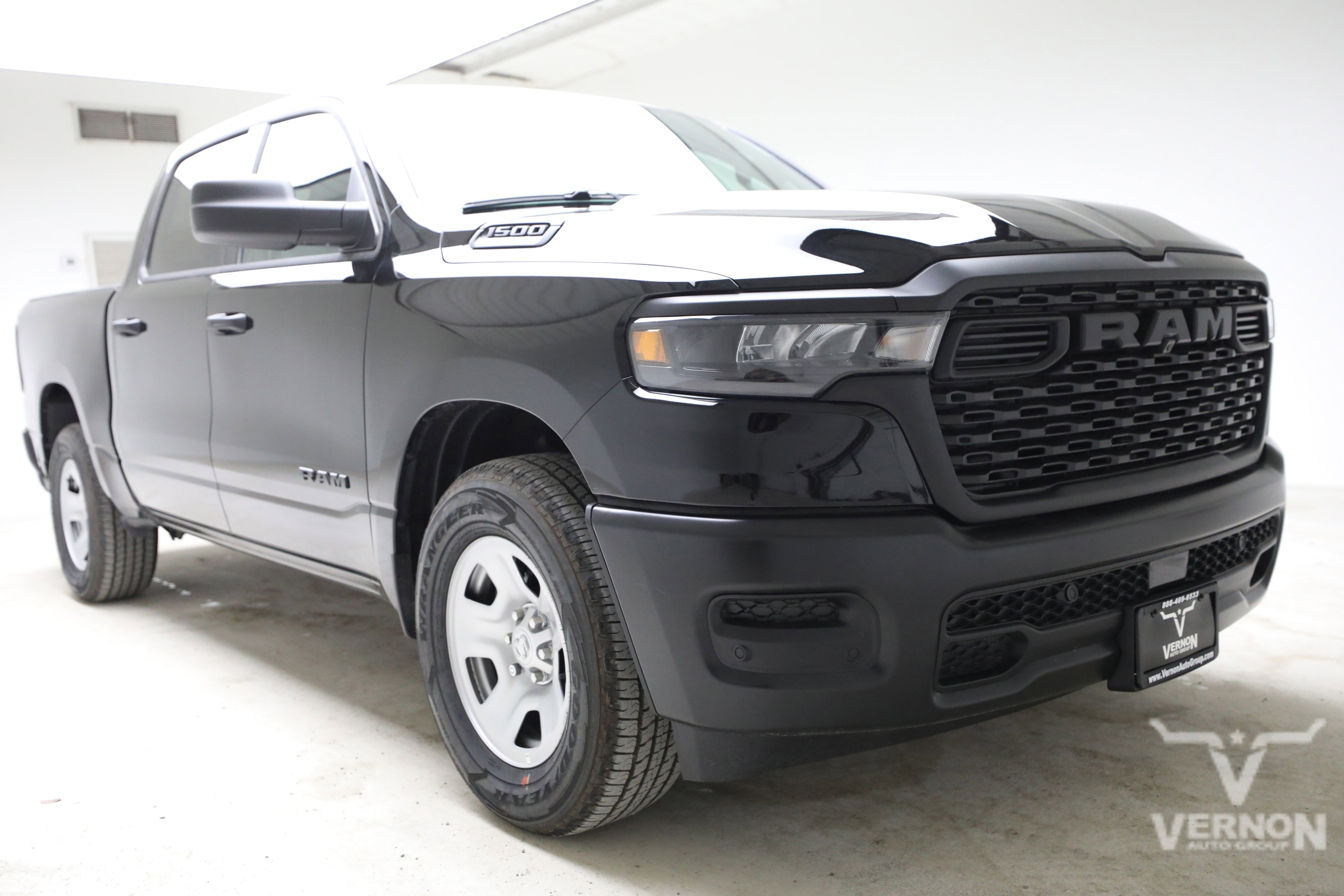 New 2026 Diamond Black Crystal Pearlcoat Ram N image 7