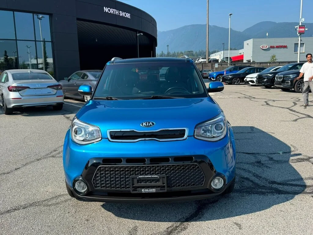 Used 2015  Kia 2.0L SX at Dilawri Certified   Local BC   Regularl image 8