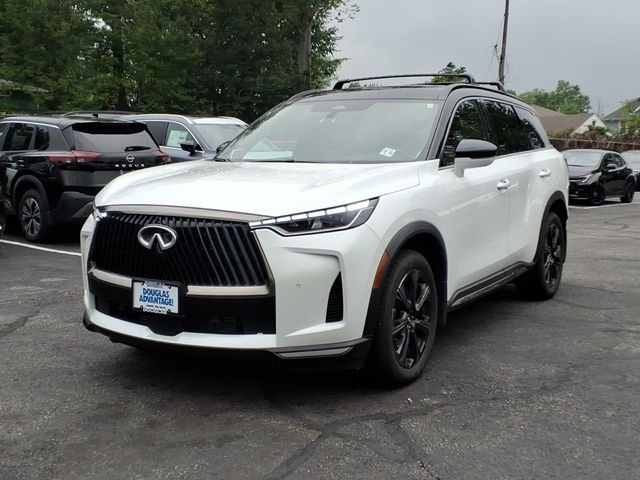 Used 2026 Black INFINITI Autograph image 2
