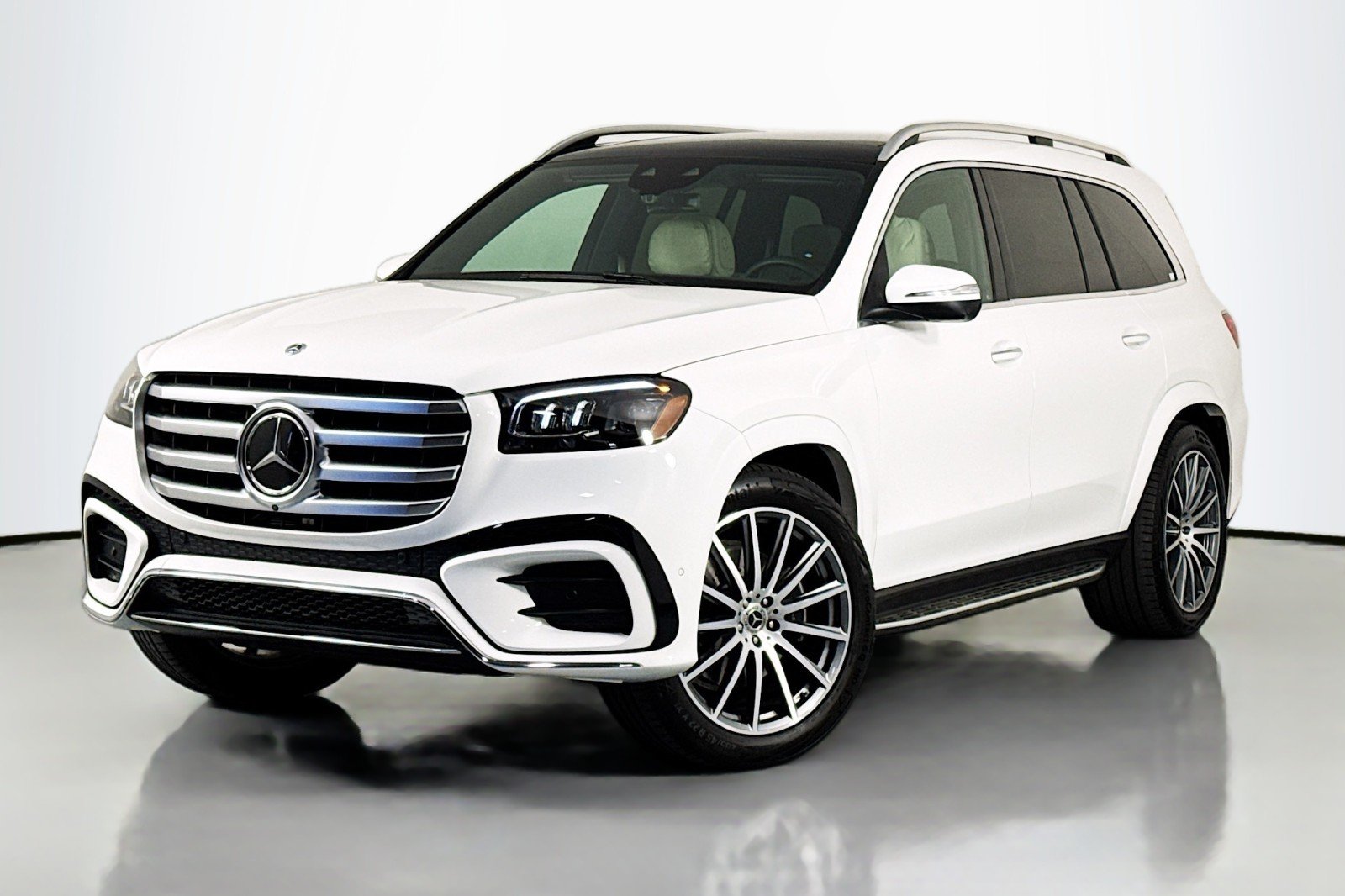 2025 Mercedes-Benz GLS GLS 580 4MATIC's photo