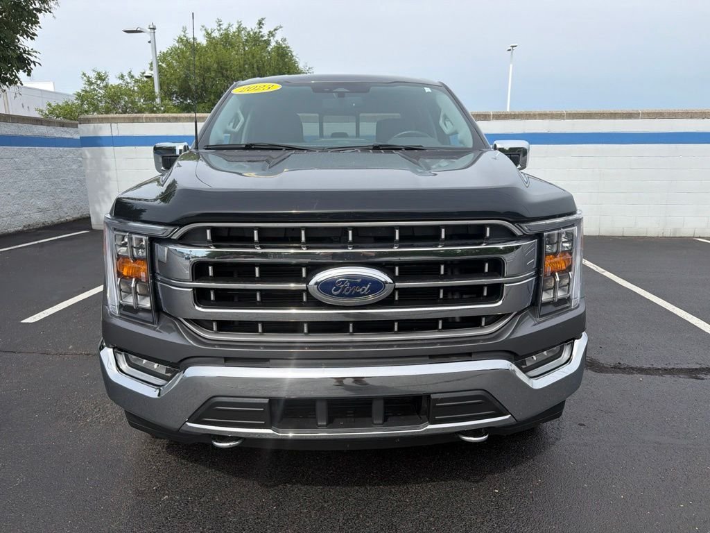 Used 2023 Gray Metallic Ford Lariat image 8