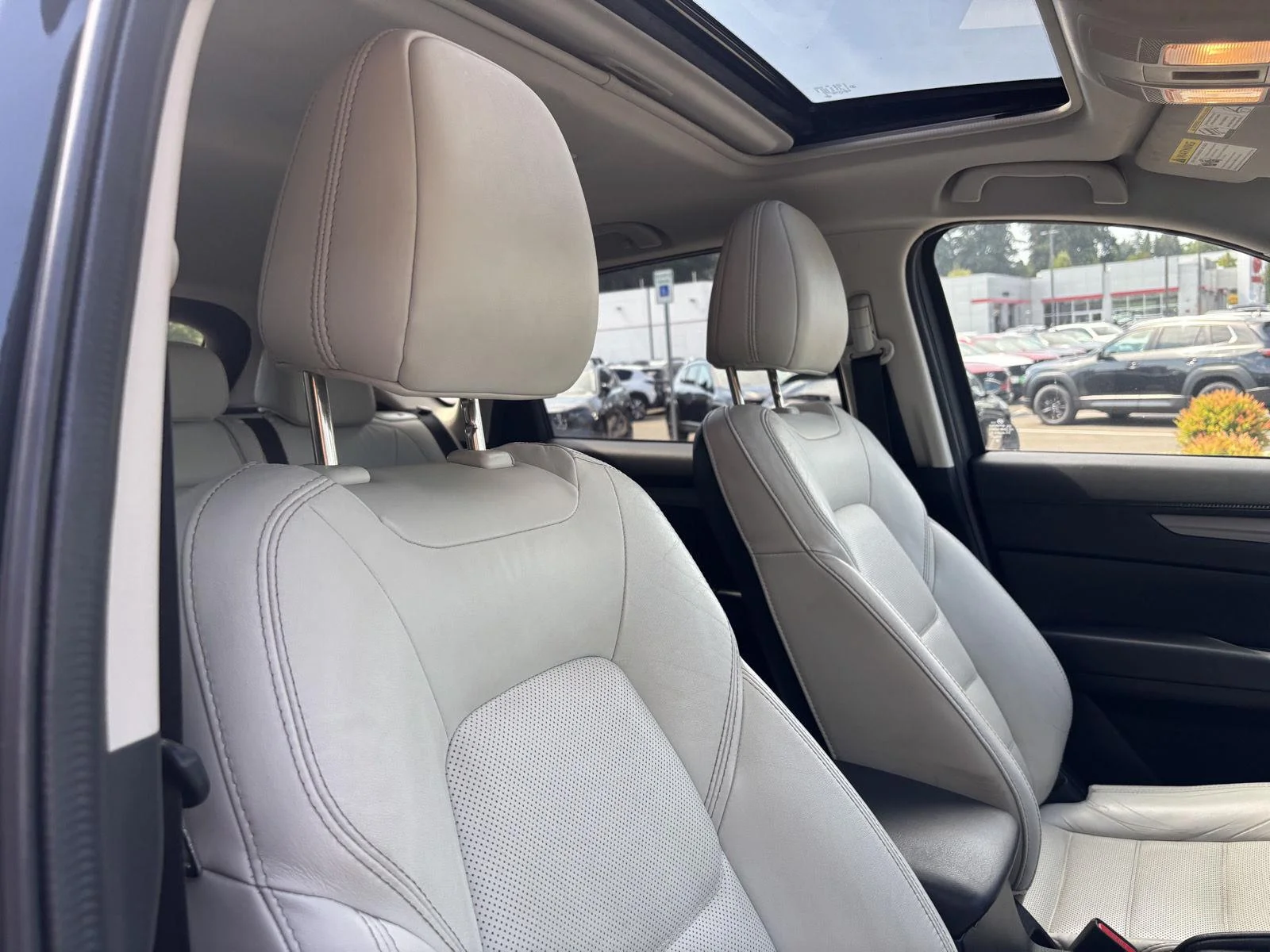 2023 Mazda CX-5 S Preferred package - Photo 17