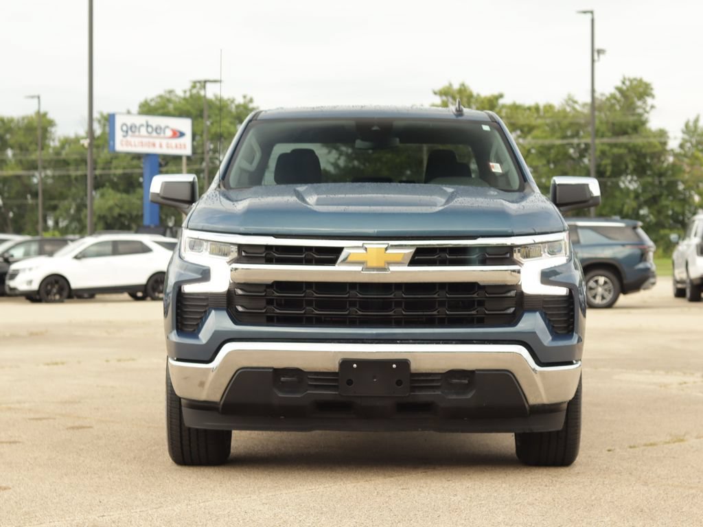 Used 2024 Lakeshore Blue Metallic Chevrolet LT (2FL) image 2